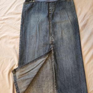 Women's denim maternity skirt